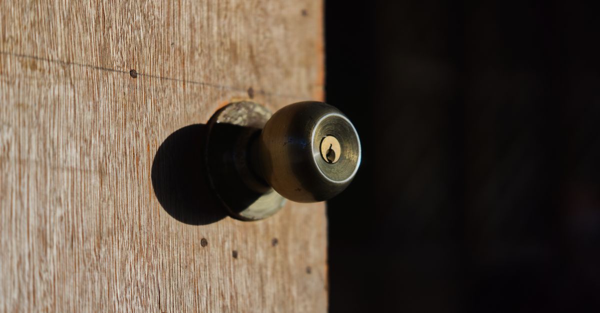 The Best Deadbolts and Door Knob Locks for NYC Homes — 4th Ave Locksmith