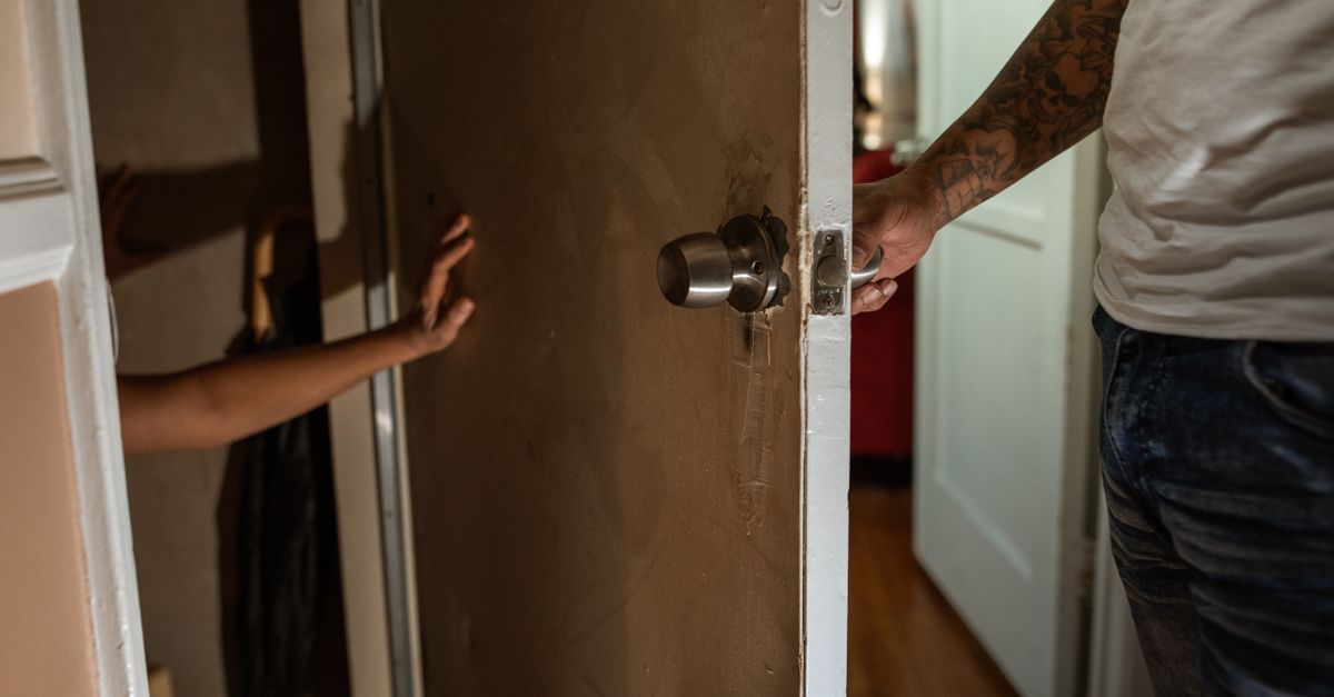 HPD Self-Closing Door Rules: What NYC Tenants and Landlords Must Know — 4th Ave Locksmith
