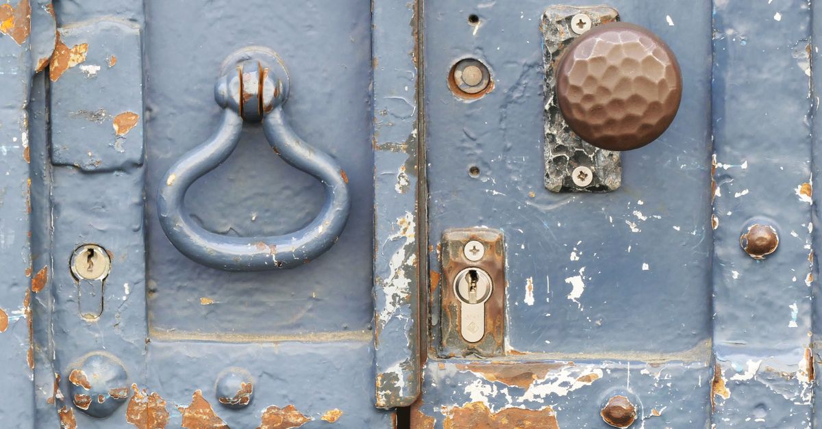 front door lock key — 4th Ave Locksmith