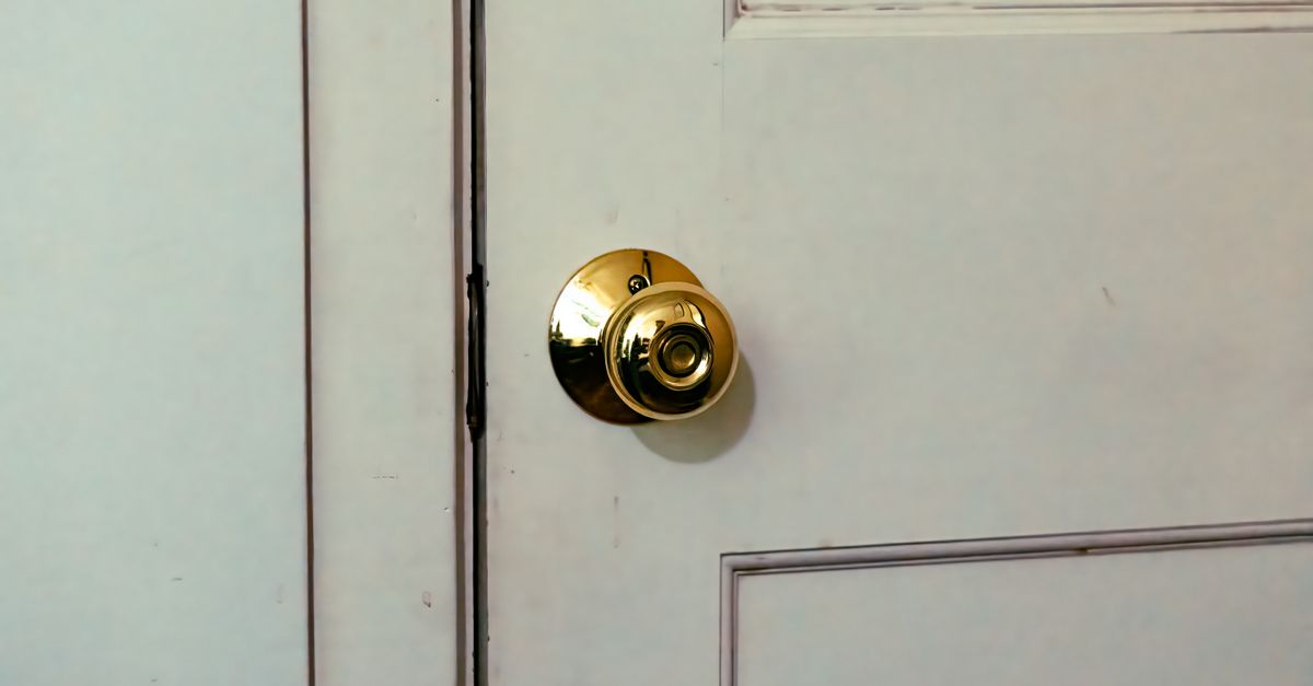 Door Knob & Deadbolt Installation: Choosing the Right Lock for Your NYC Door — 4th Ave Locksmith